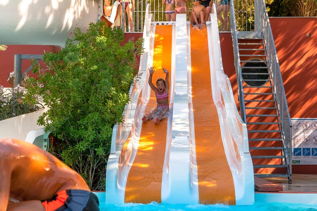 toboggan camping barcares parc aquatique