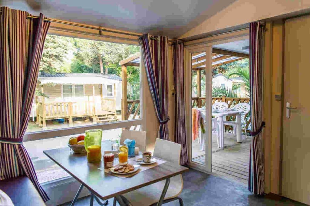 sejour et terrasse loggia mobil-home perpignan