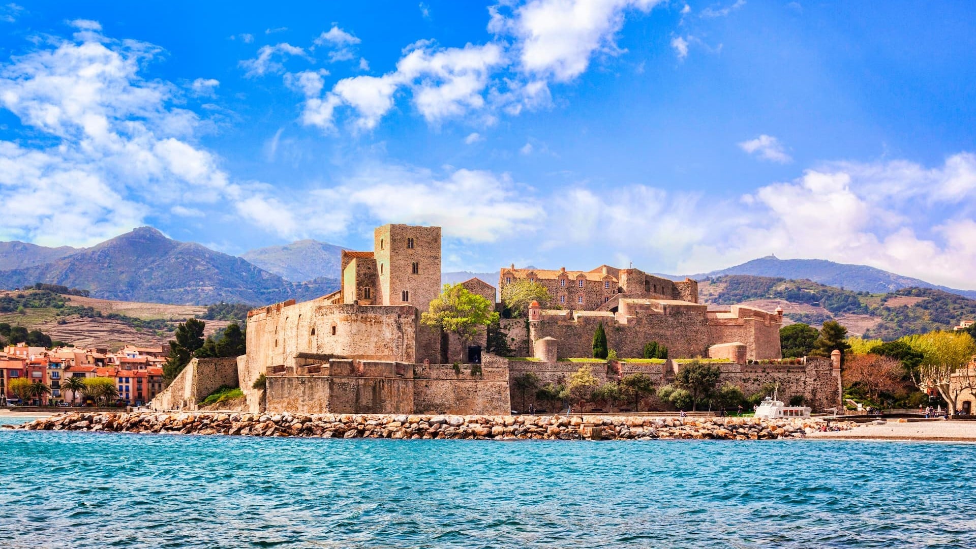 collioure - chateau royal - camping pyrennees-orientales