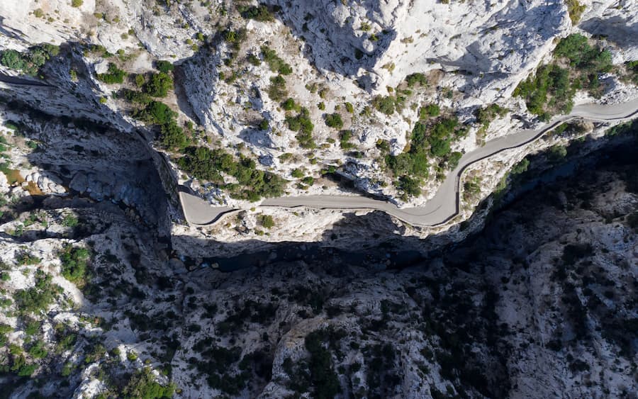 route gorges de galamus - camping pyrenees-orientales