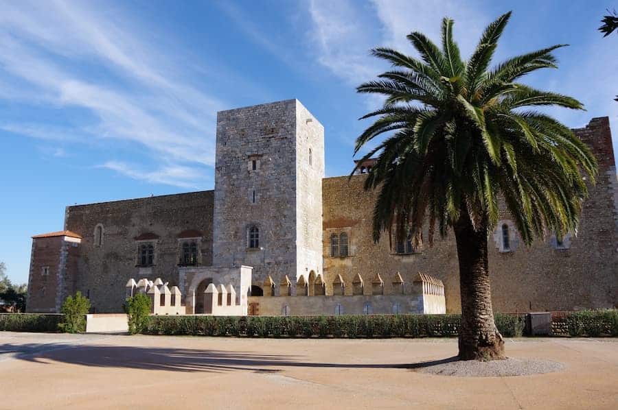 chateau médieval du palais des rois de majorque - camping perpignan
